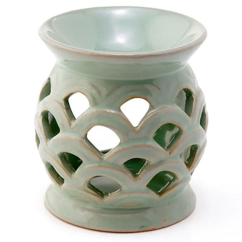 Eden Scallop Cut out Ceramic Oil Burner - Green